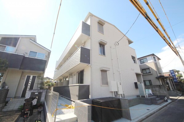 バレンティアの物件外観写真